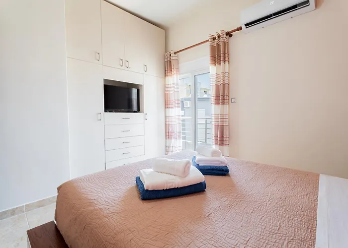 Helios House בית נופש