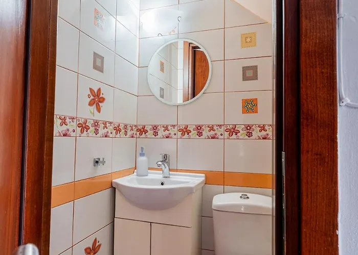 Helios House בית נופש *