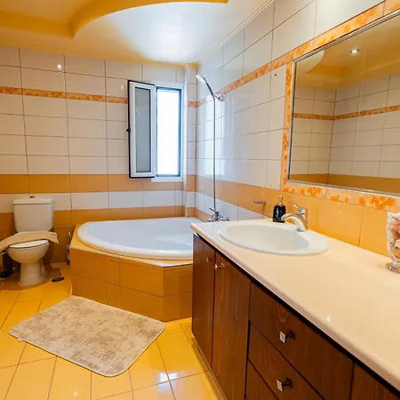 Helios House Rhodes City