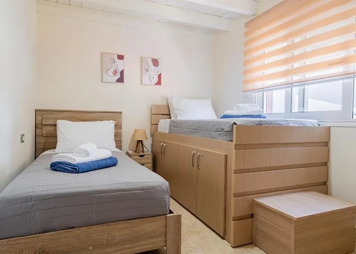 Helios House Rhodes City